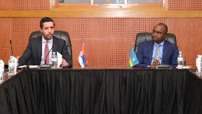 Produbiti odnose s Ruandom